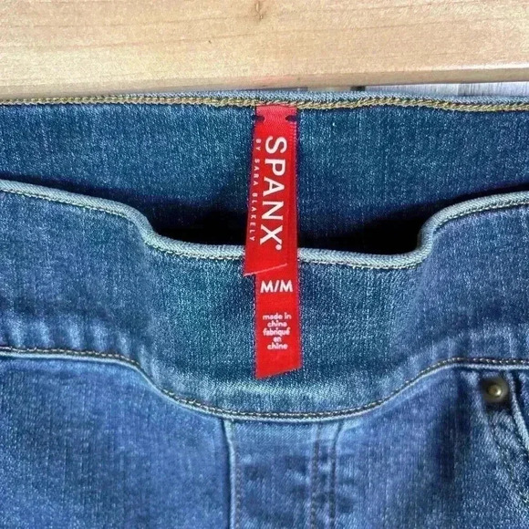 Spanx Jeans Medium Skinny Raw Ham Distressed Blue Color Tummy Control M - Picture 5 of 11